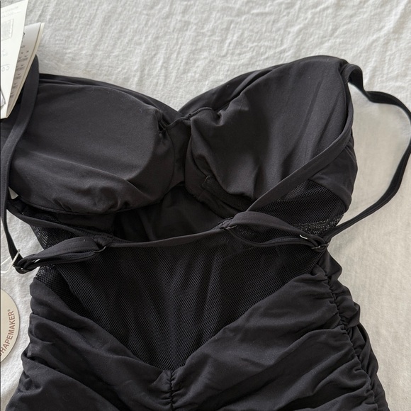 Contours by Coco Reef Shapemaker Black One Piece Swimsuit Size 8/32C/D NWT - Picture 11 of 16